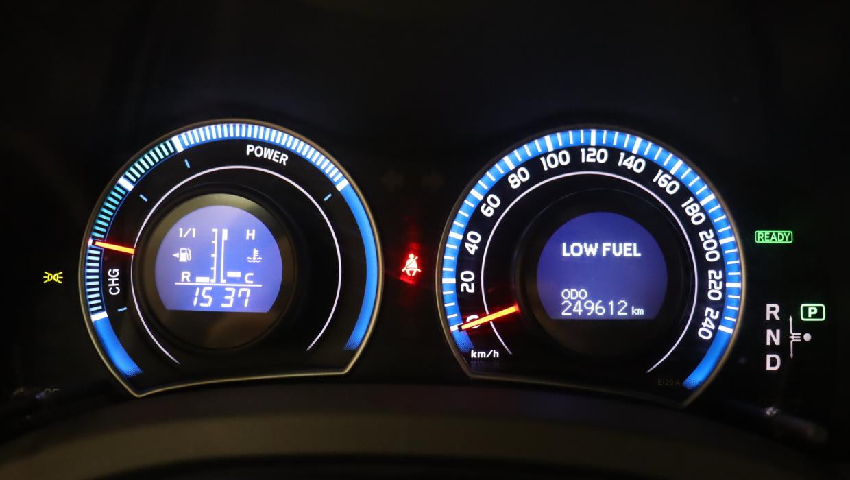 TOYOTA Auris 2011