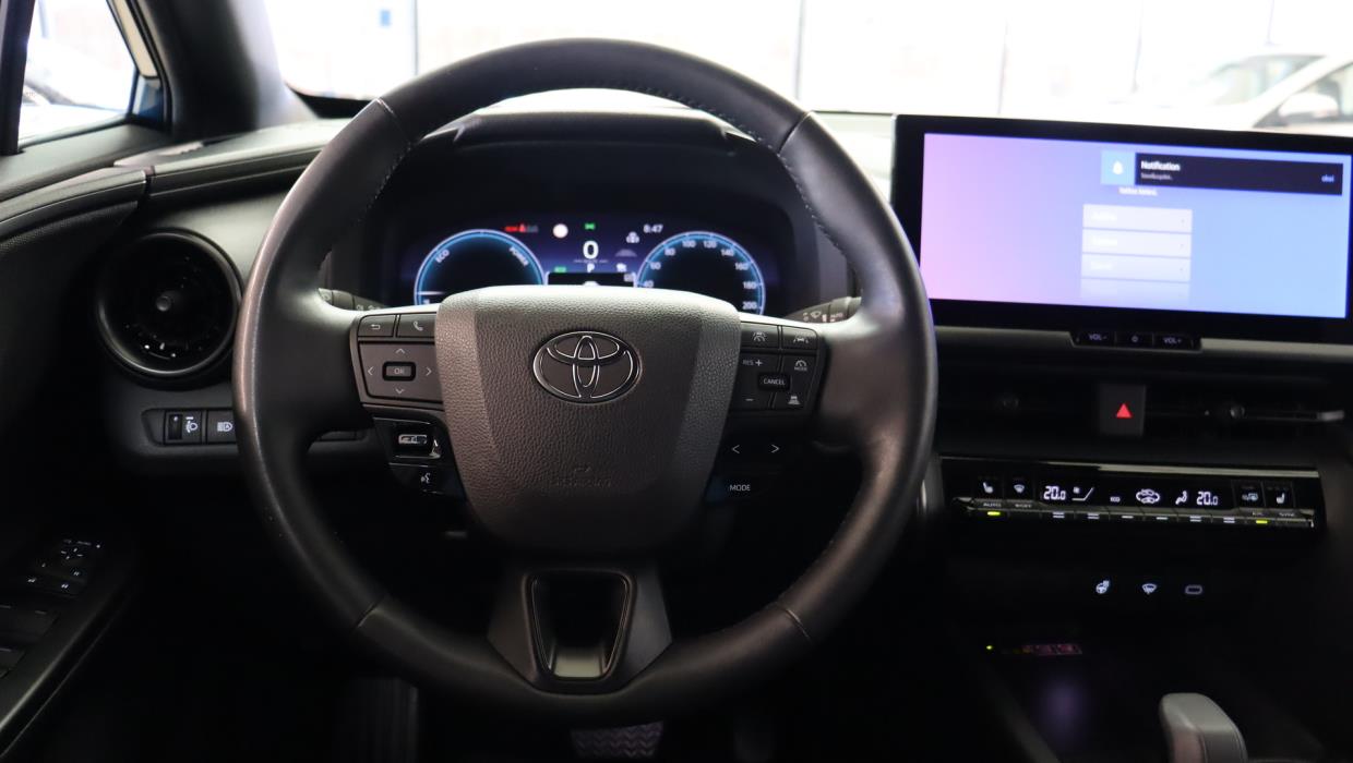 TOYOTA C-HR 2024