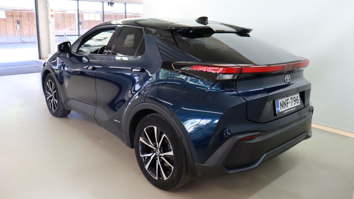 TOYOTA C-HR 2024