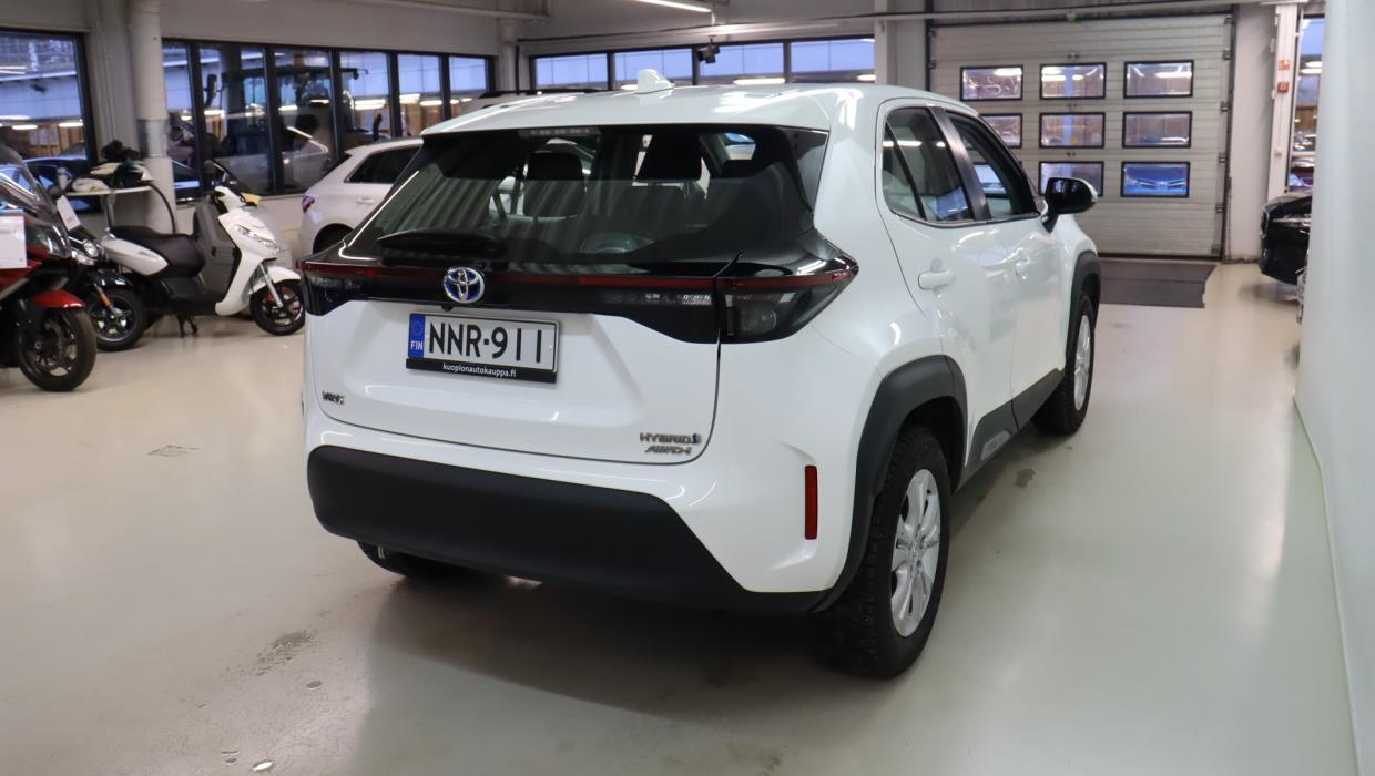 TOYOTA Yaris Cross 2024