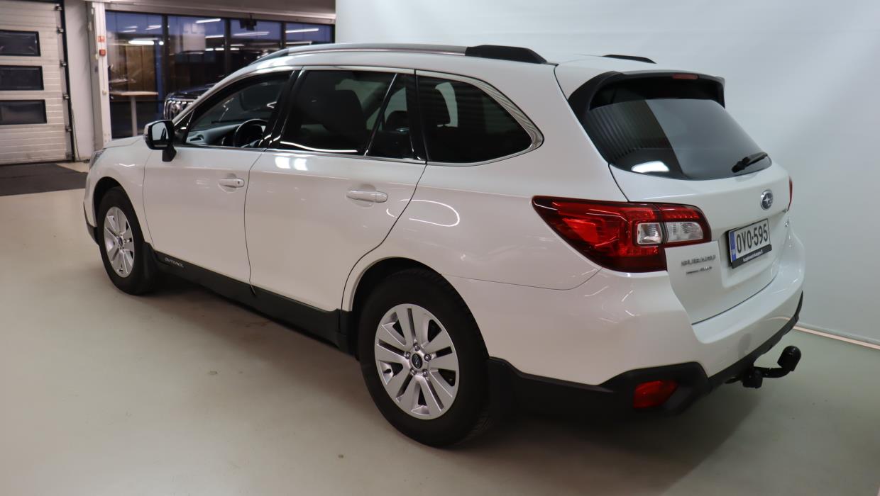 SUBARU Outback 2017