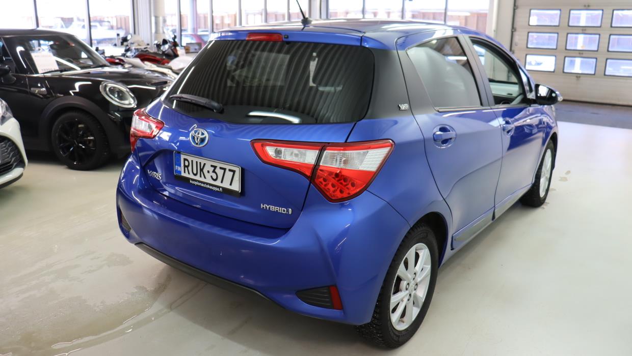 TOYOTA Yaris 2020