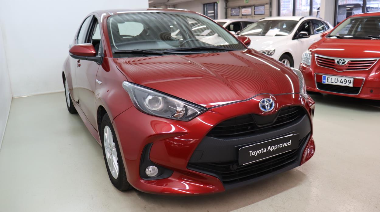 TOYOTA Yaris 2021