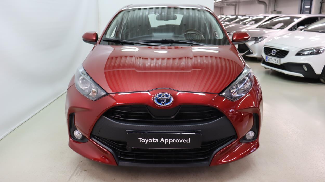 TOYOTA Yaris 2021