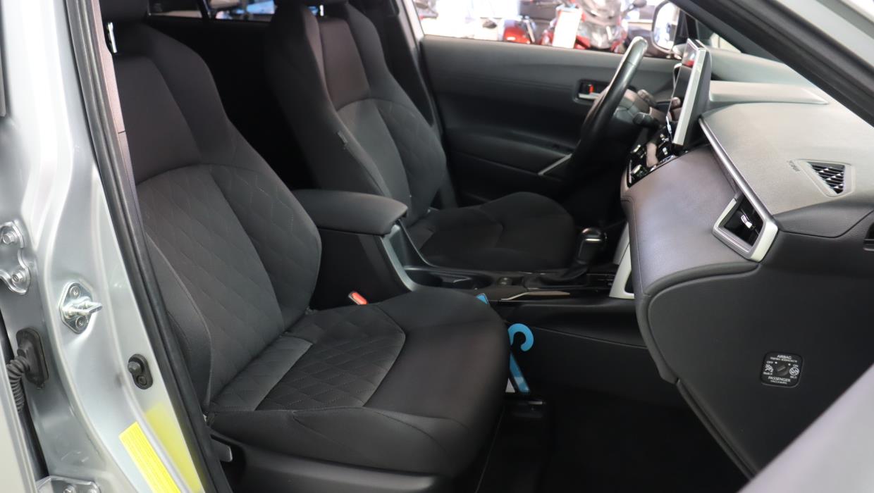 TOYOTA Corolla Cross 2023