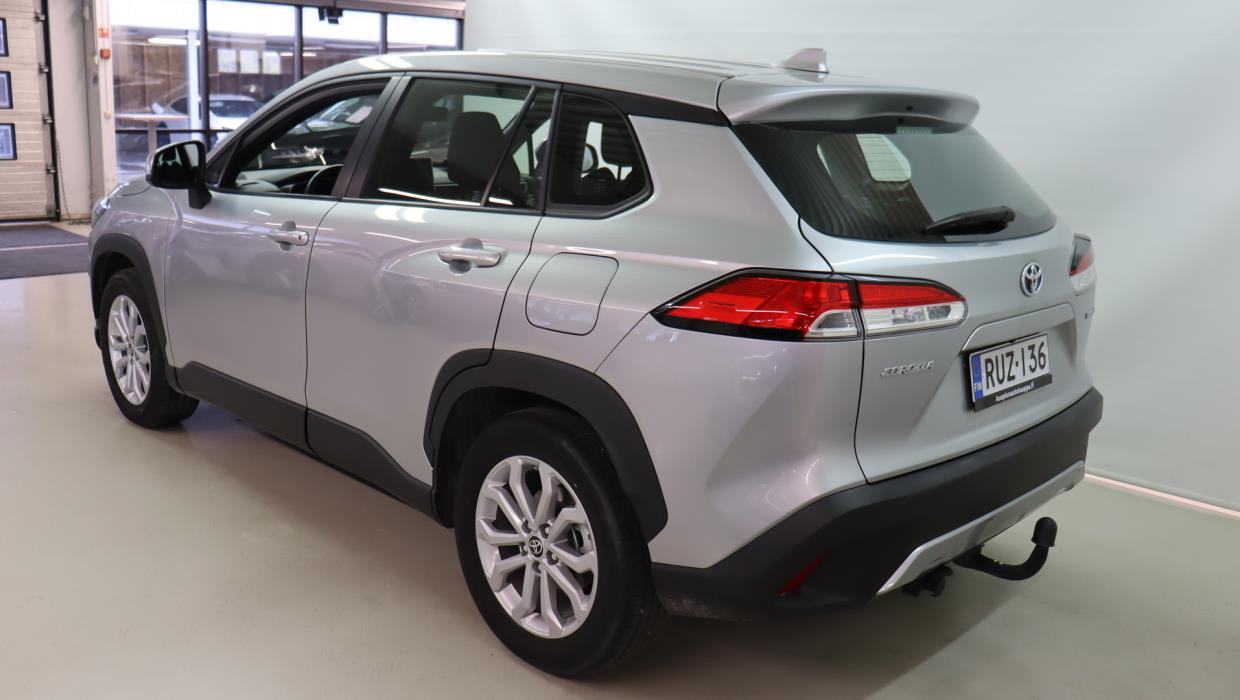 TOYOTA Corolla Cross 2023