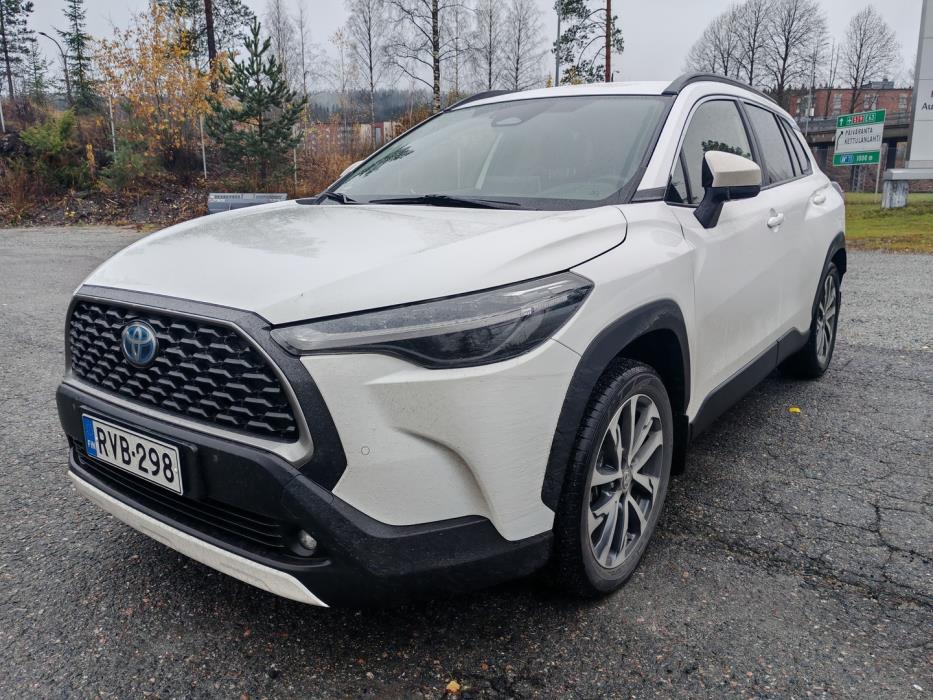 TOYOTA Corolla Cross 2023