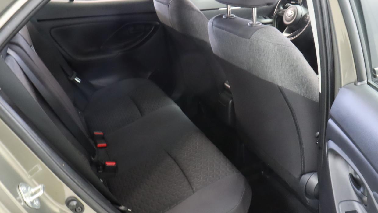 TOYOTA Yaris Cross 2024