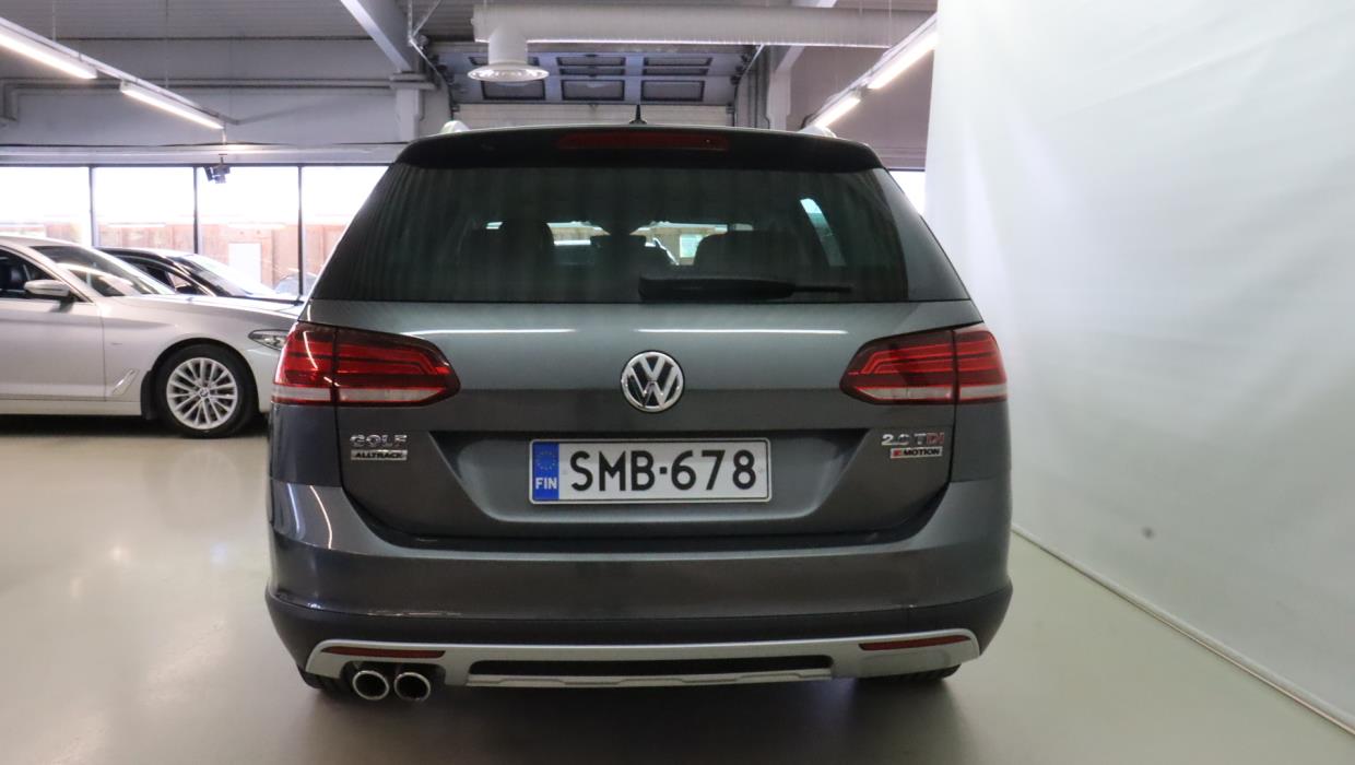 VOLKSWAGEN Golf 2017