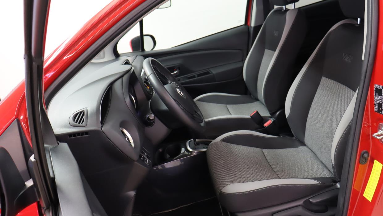 TOYOTA Yaris 2020