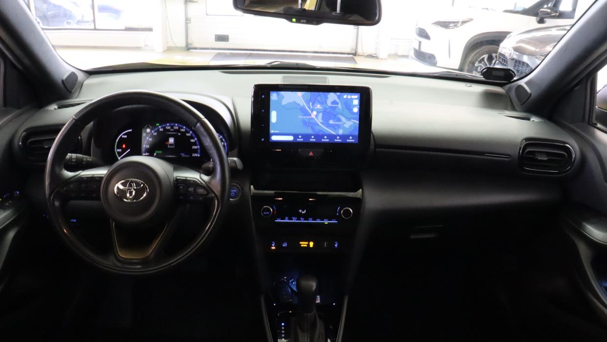 TOYOTA Yaris Cross 2023