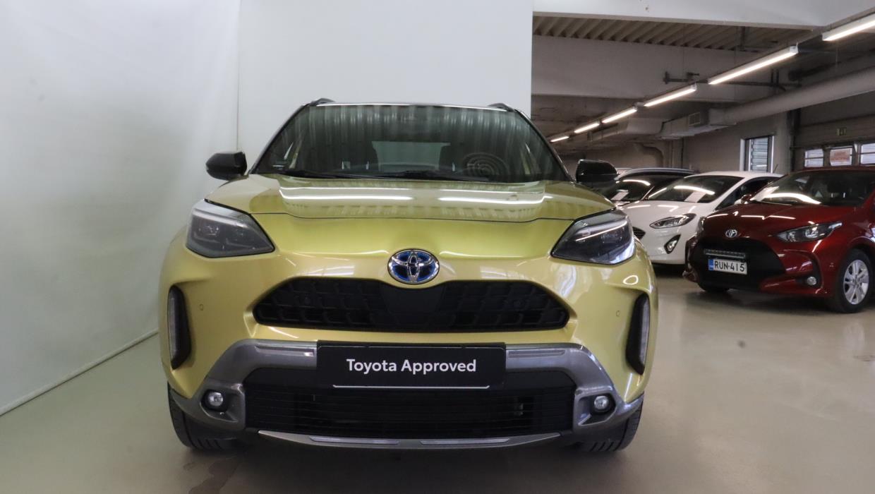 TOYOTA Yaris Cross 2023
