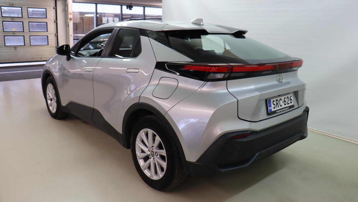 TOYOTA C-HR 2024