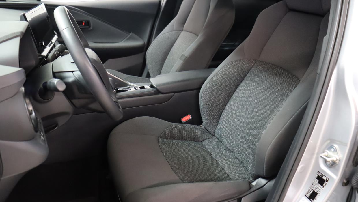 TOYOTA C-HR 2024
