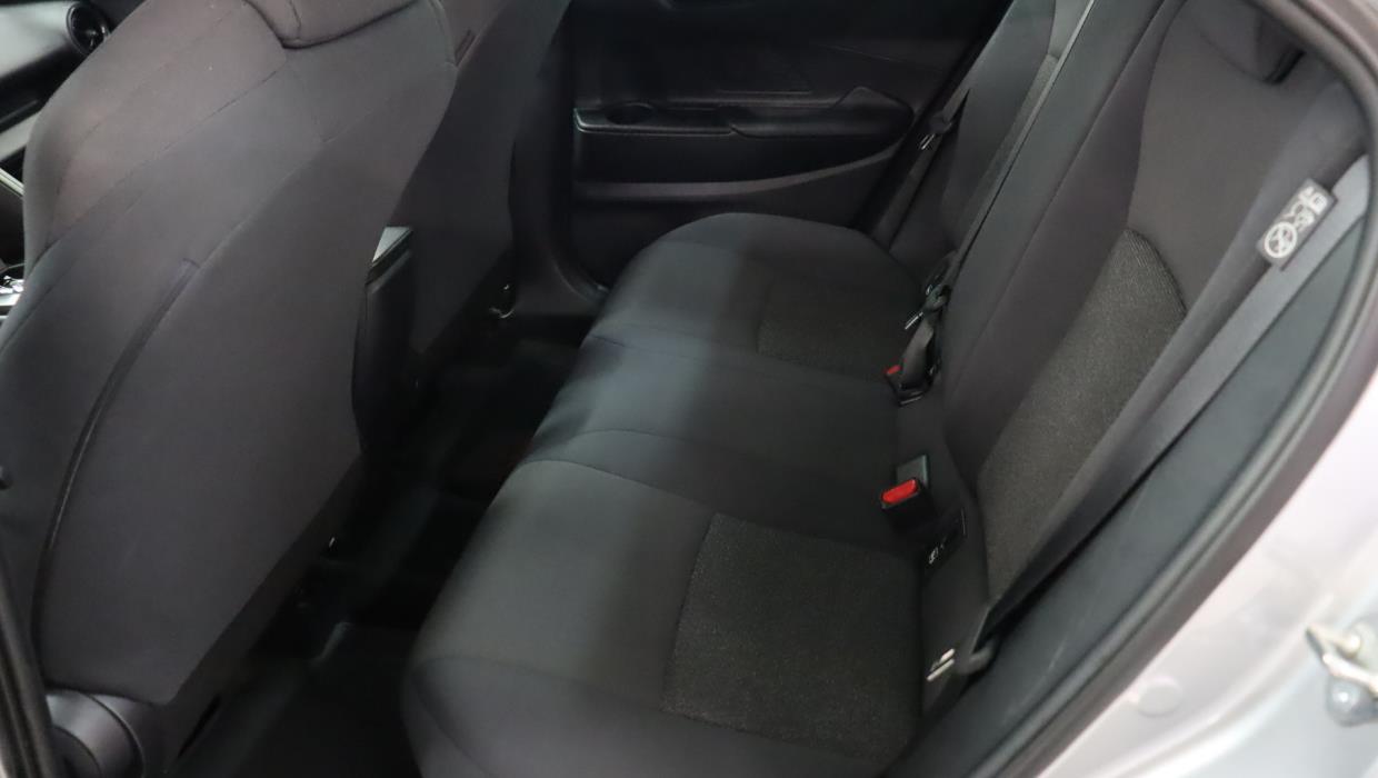 TOYOTA C-HR 2024
