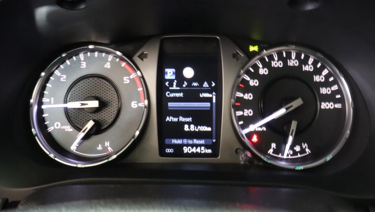 TOYOTA Hilux 2021