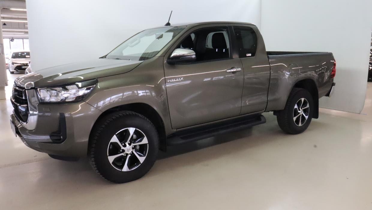TOYOTA Hilux 2021