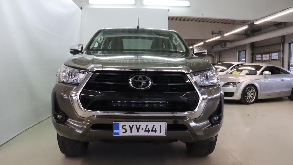 TOYOTA Hilux 2021
