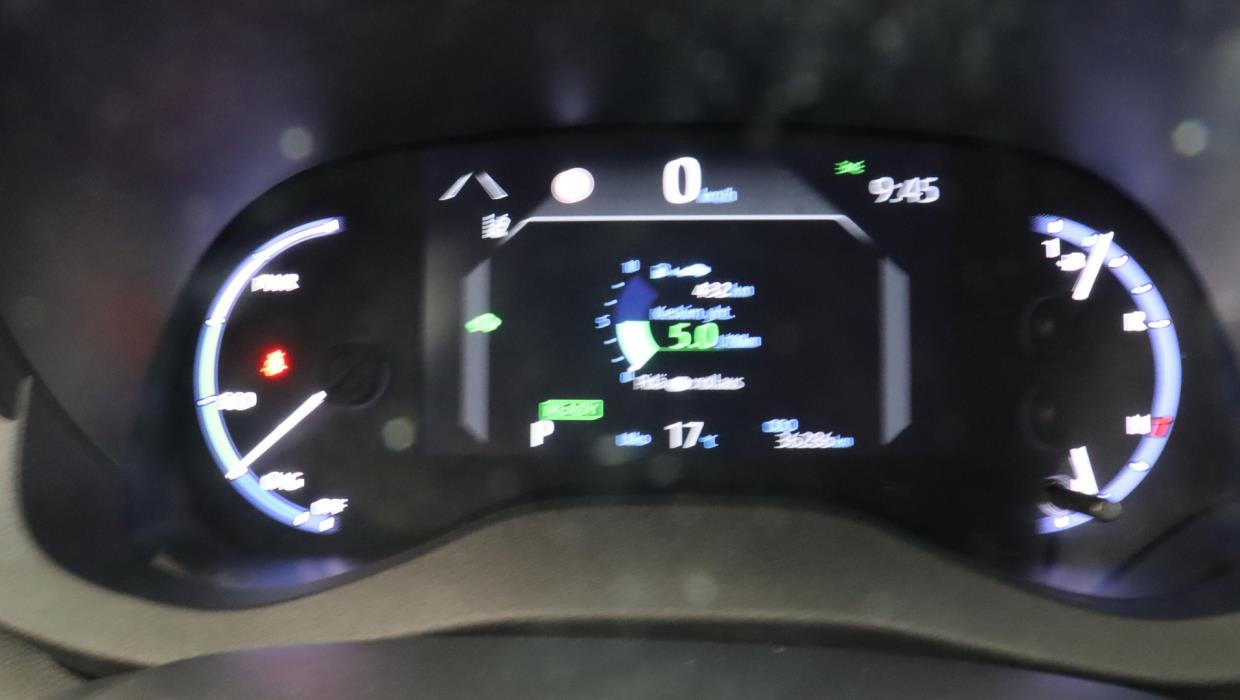 TOYOTA Yaris Cross 2024