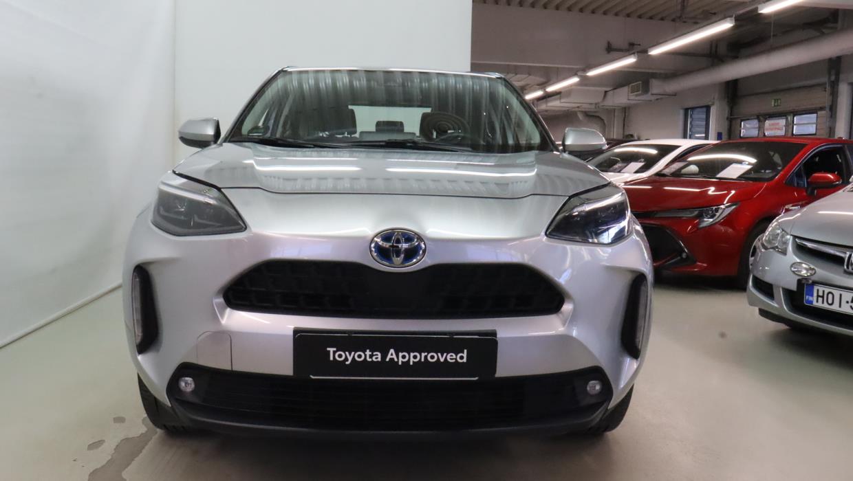 TOYOTA Yaris Cross 2024