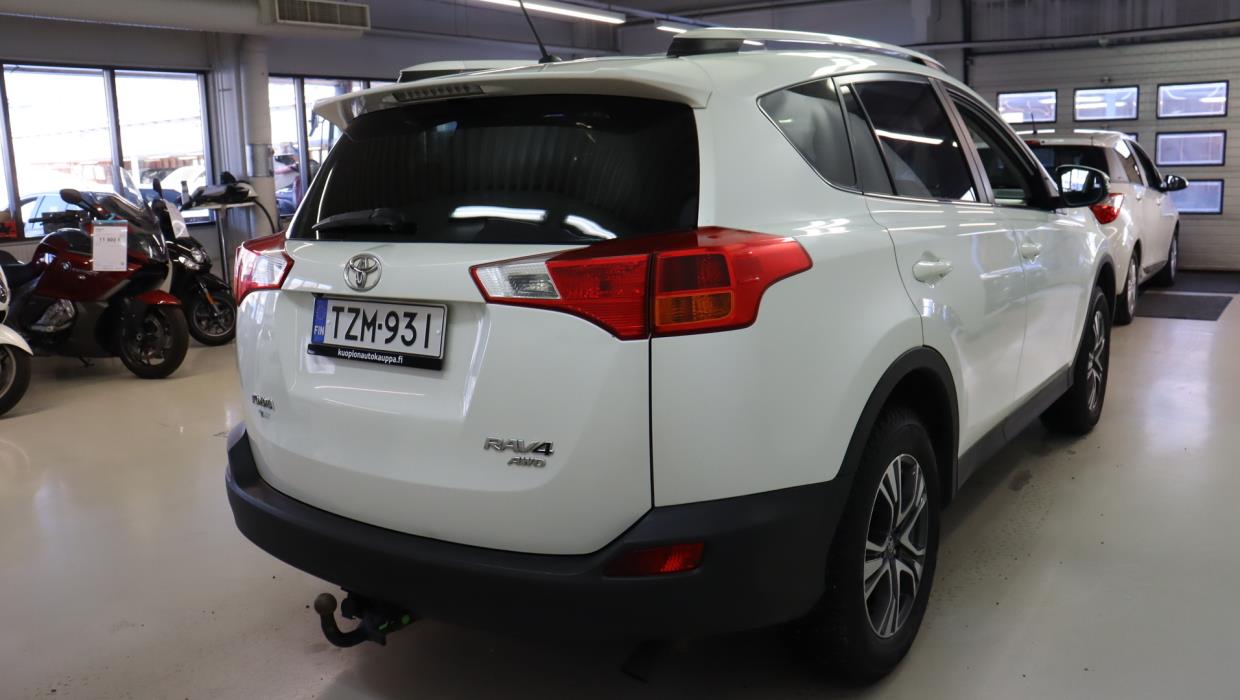 TOYOTA RAV4 2015