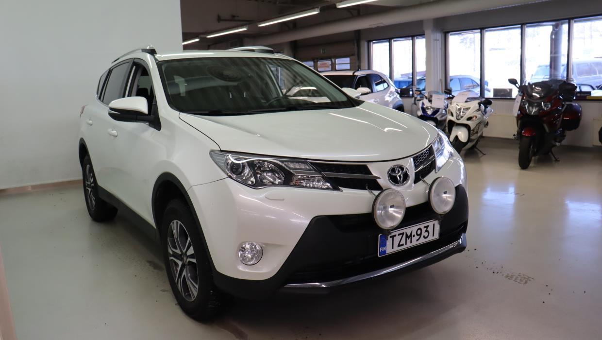 TOYOTA RAV4 2015
