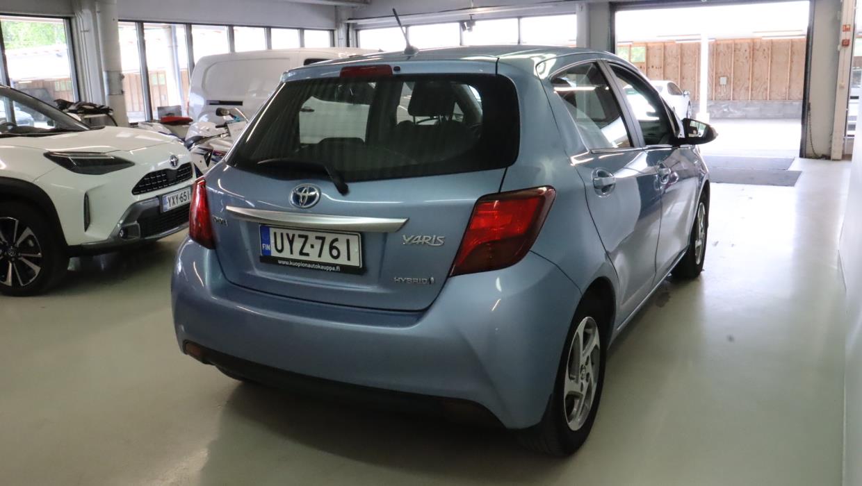 TOYOTA Yaris 2014