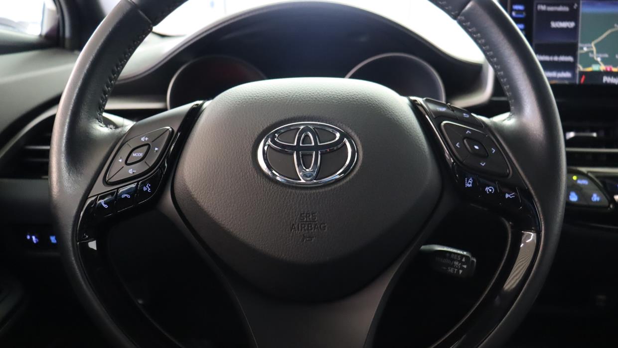 TOYOTA C-HR 2023