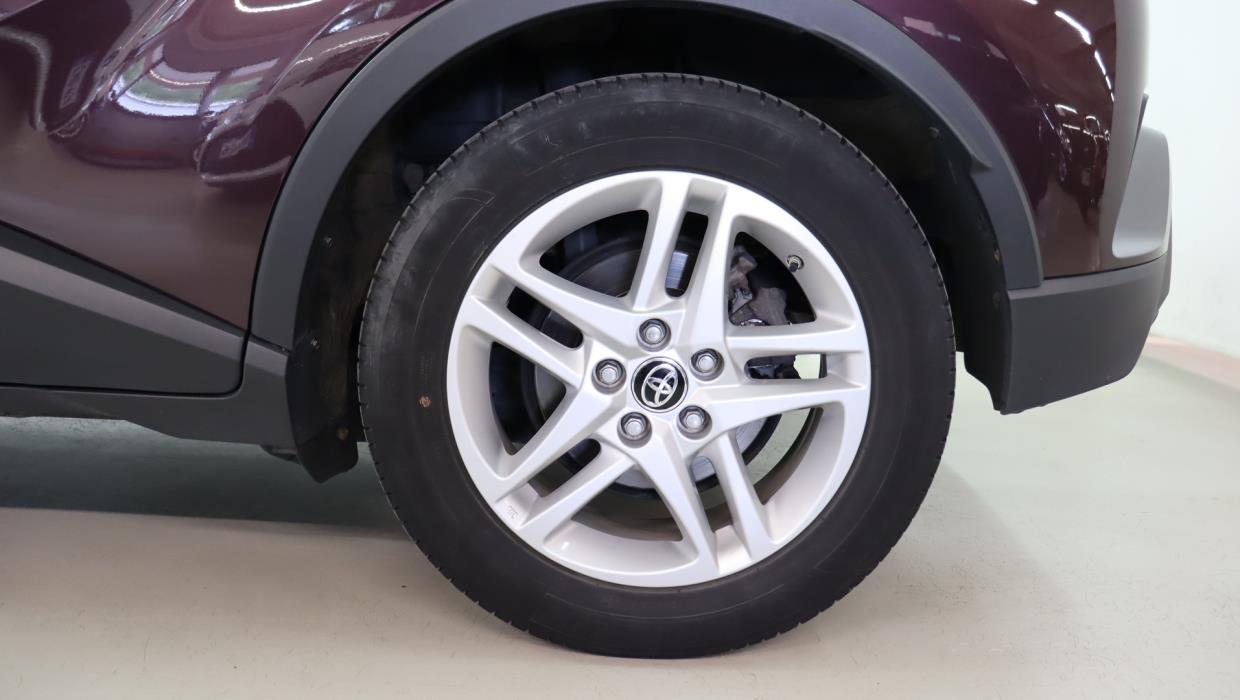 TOYOTA C-HR 2023