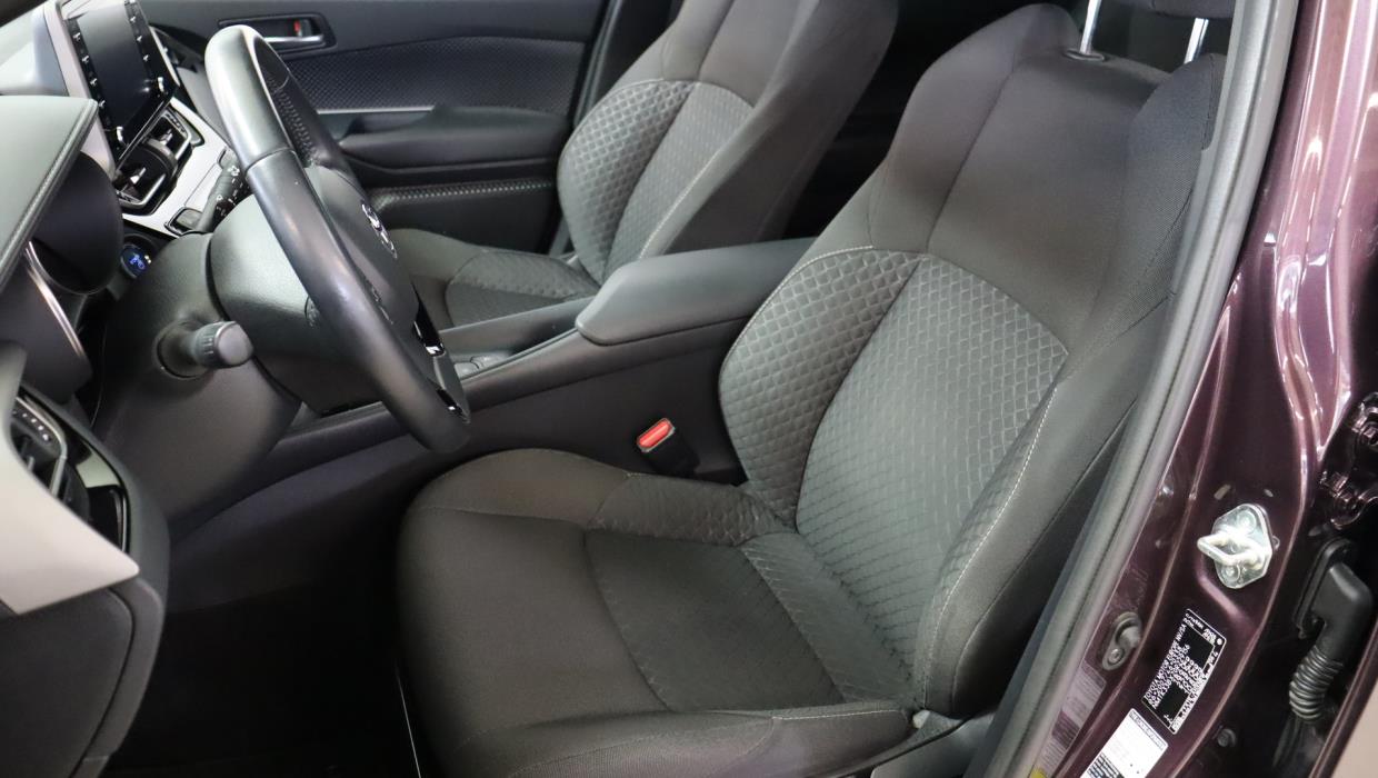TOYOTA C-HR 2023