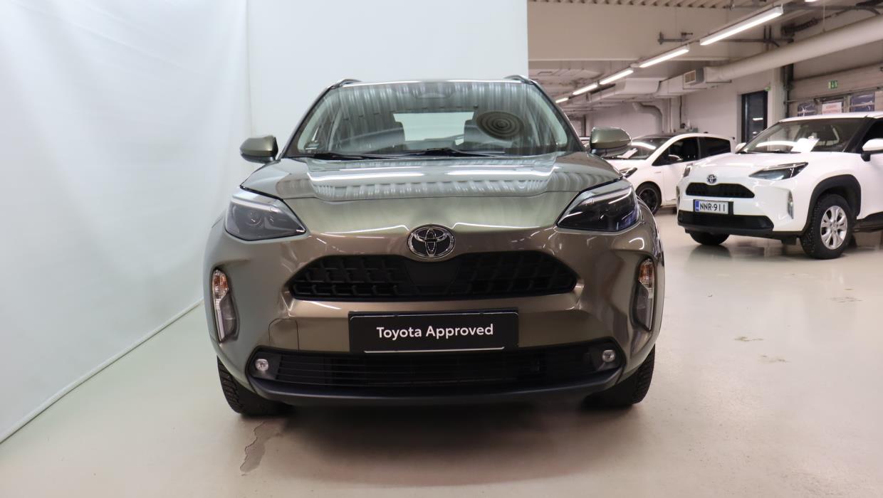 TOYOTA Yaris Cross 2025