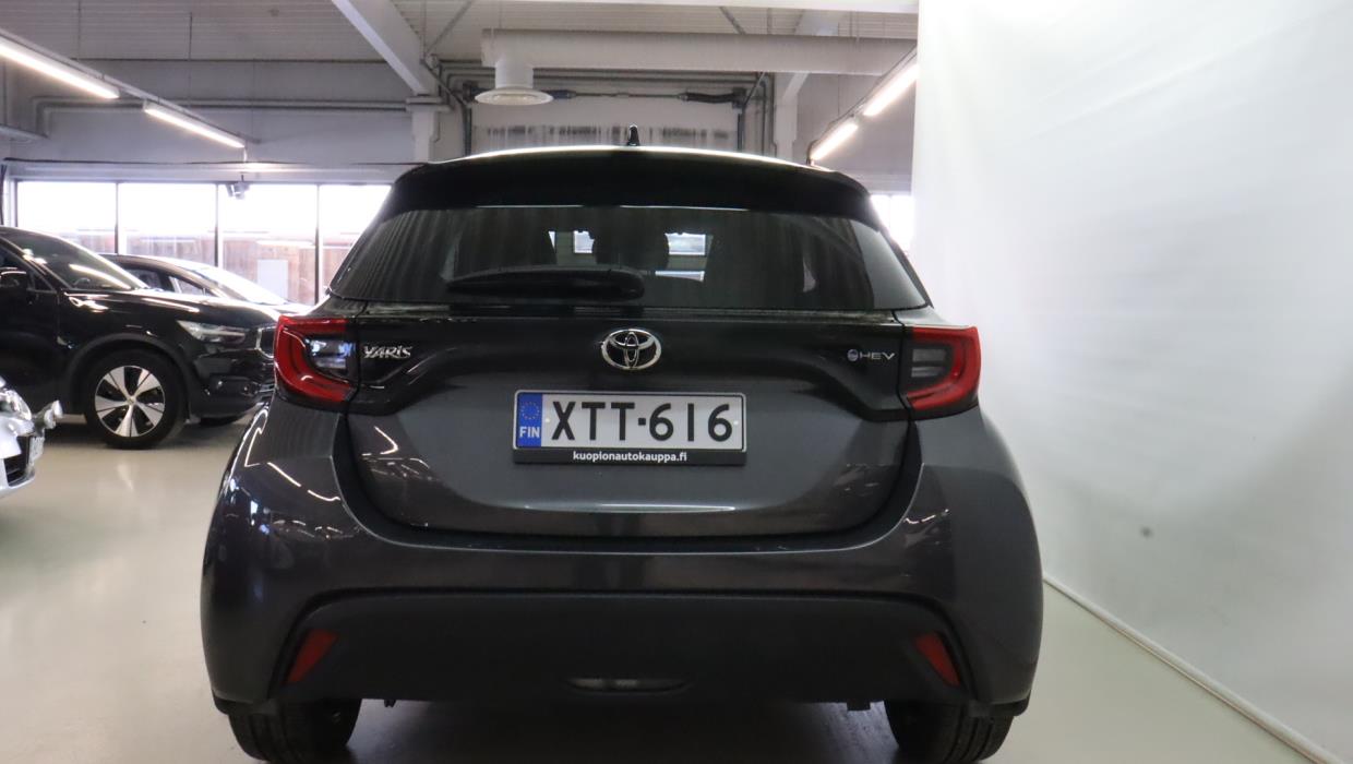 TOYOTA Yaris 2026