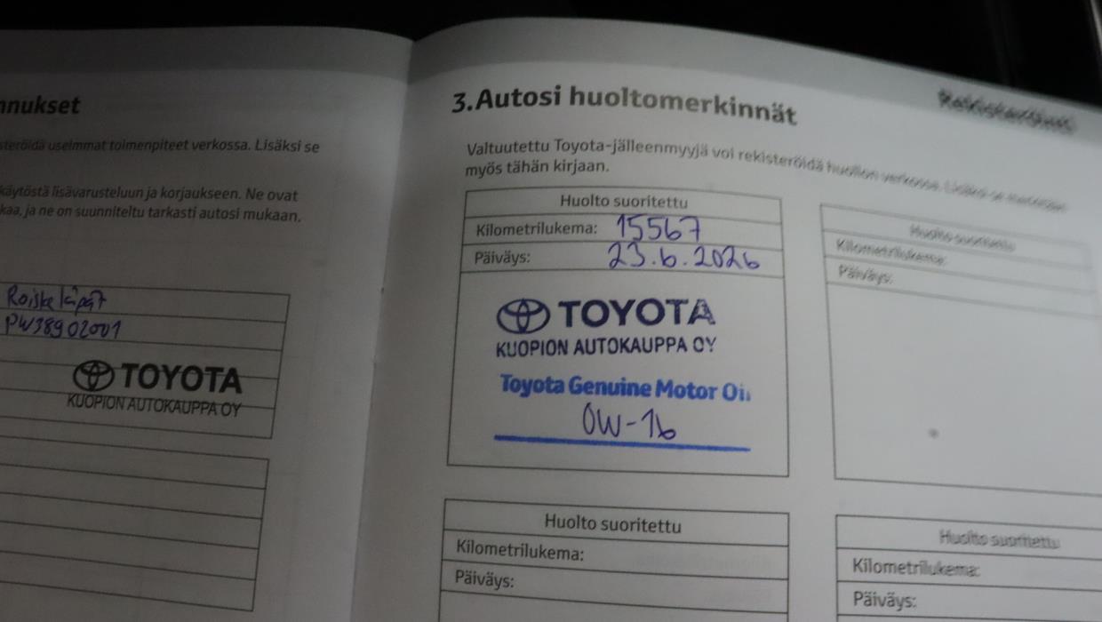 TOYOTA Corolla 2025
