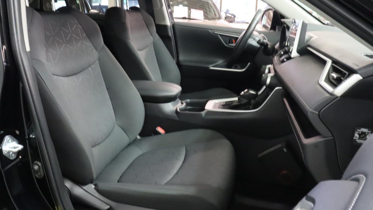TOYOTA RAV4 2021