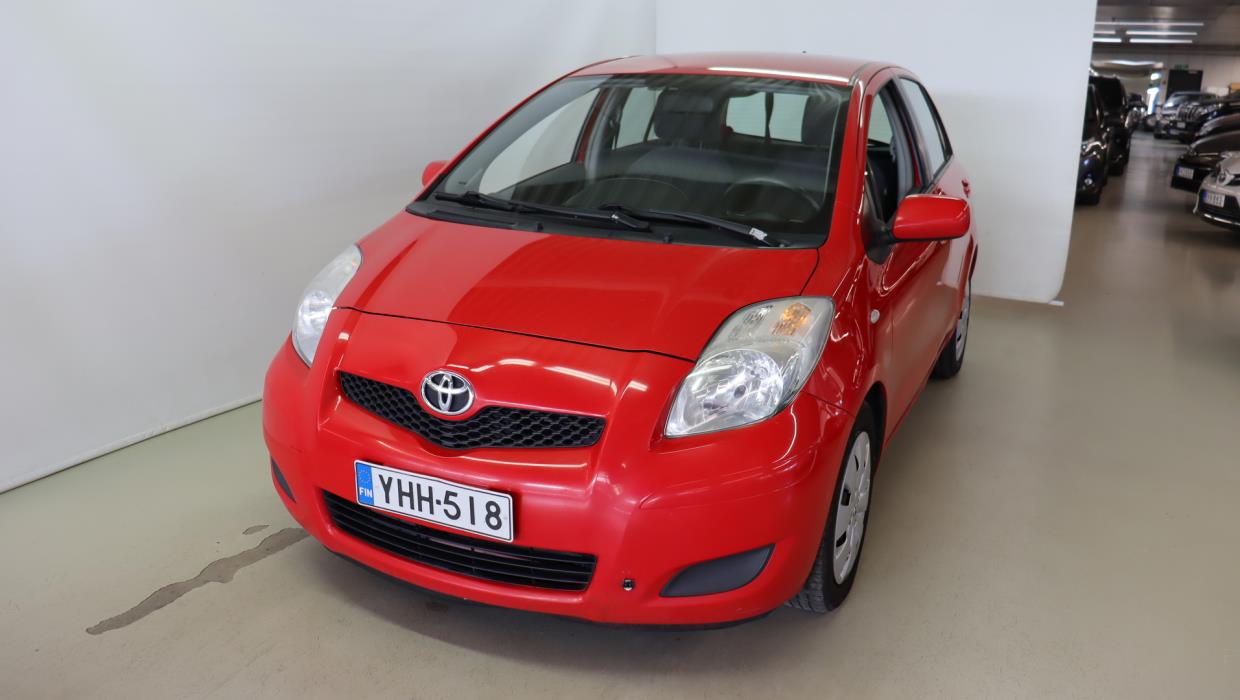 TOYOTA Yaris 2009