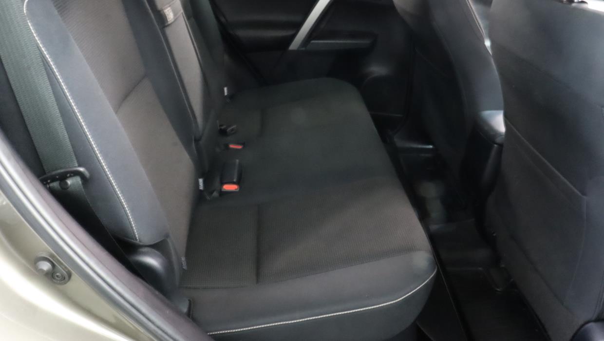 TOYOTA RAV4 2018