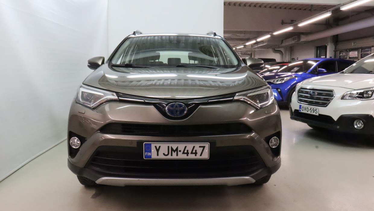 TOYOTA RAV4 2018