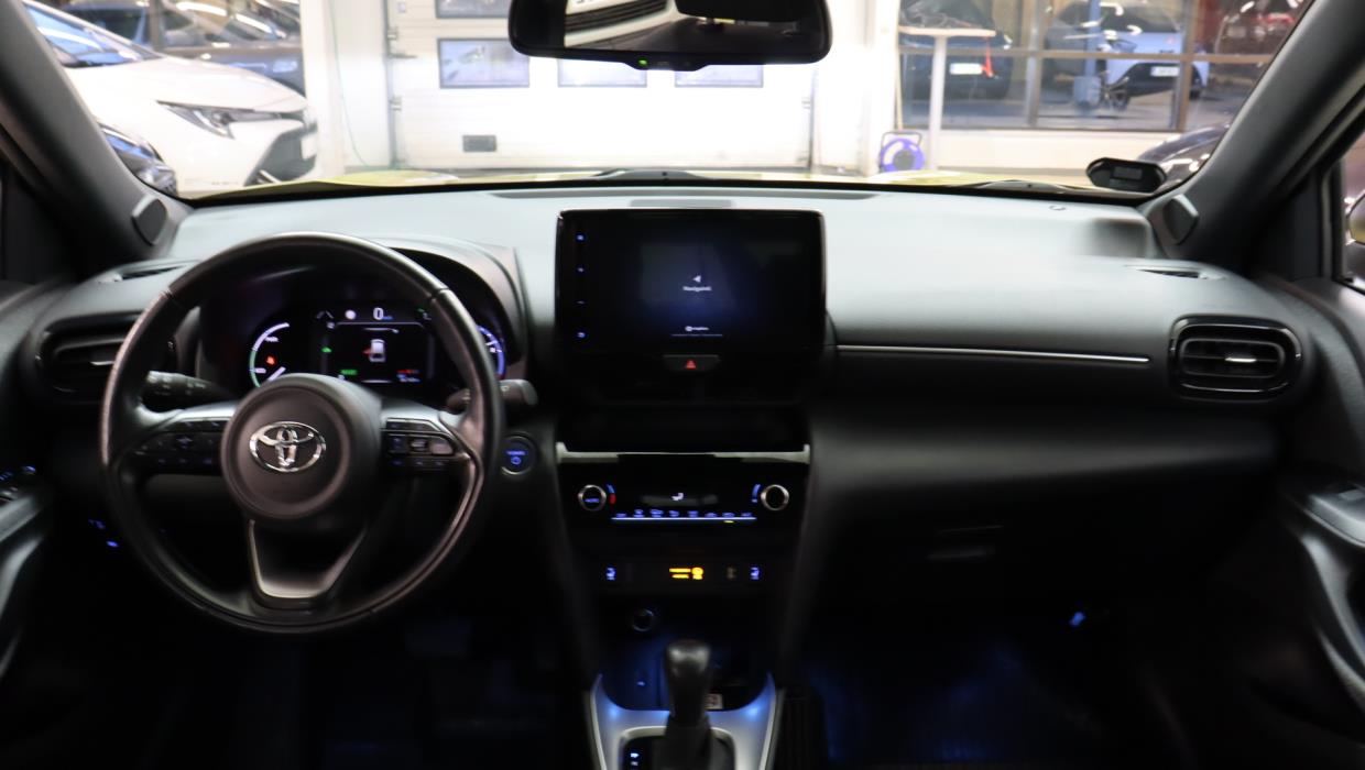 TOYOTA Yaris Cross 2022