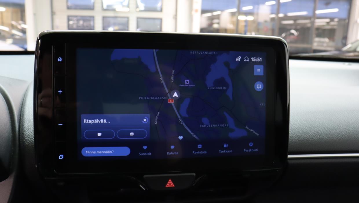 TOYOTA Yaris Cross 2022