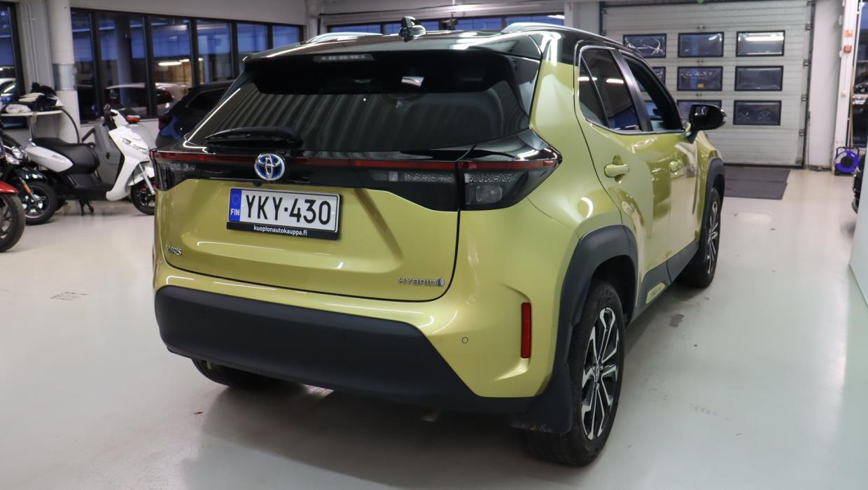 TOYOTA Yaris Cross 2022