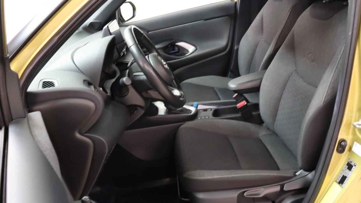 TOYOTA Yaris Cross 2022