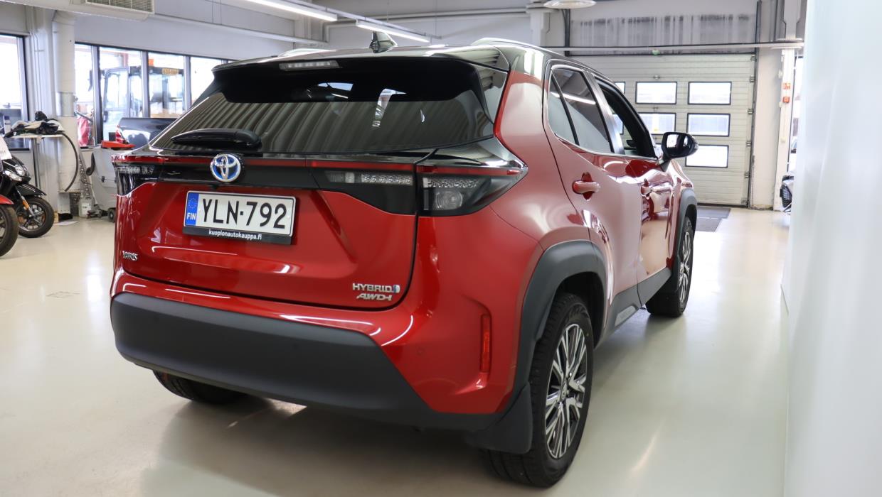 TOYOTA Yaris Cross 2022