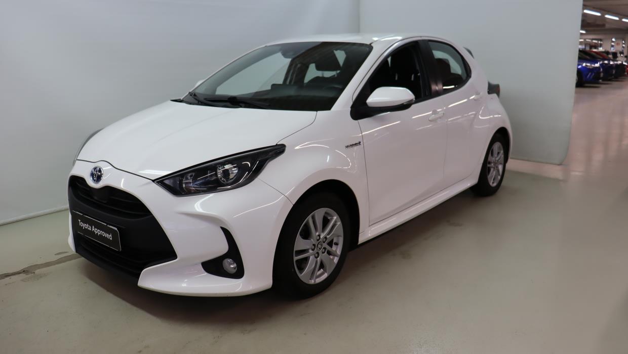 TOYOTA Yaris 2021