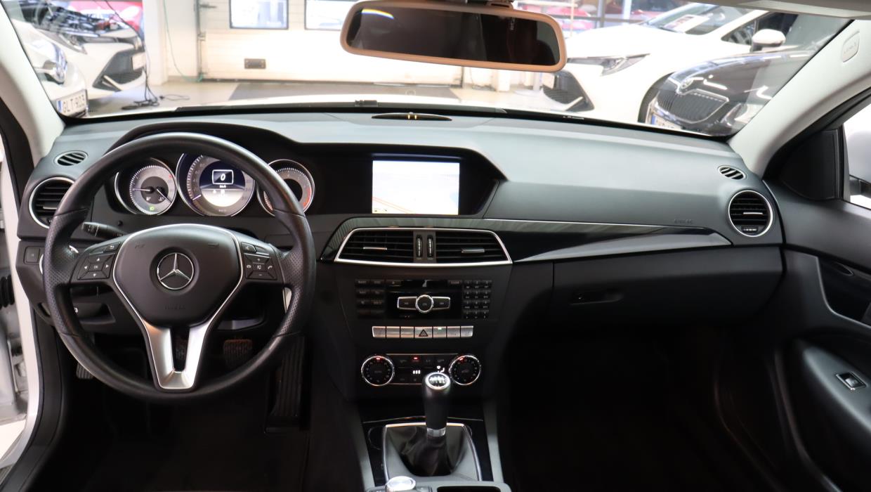 MERCEDES-BENZ C 2012
