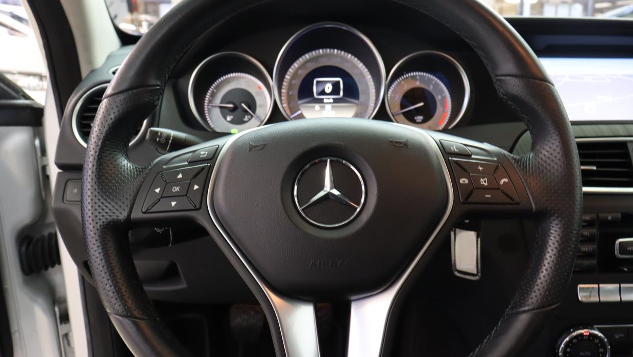 MERCEDES-BENZ C 2012