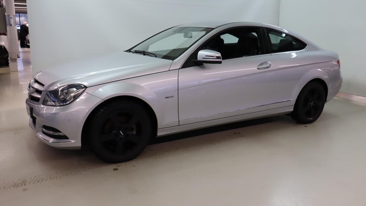 MERCEDES-BENZ C 2012