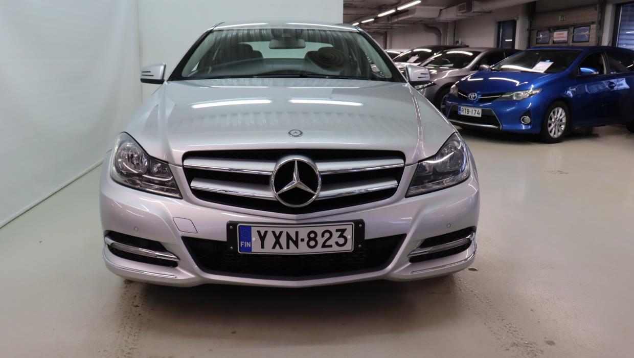 MERCEDES-BENZ C 2012