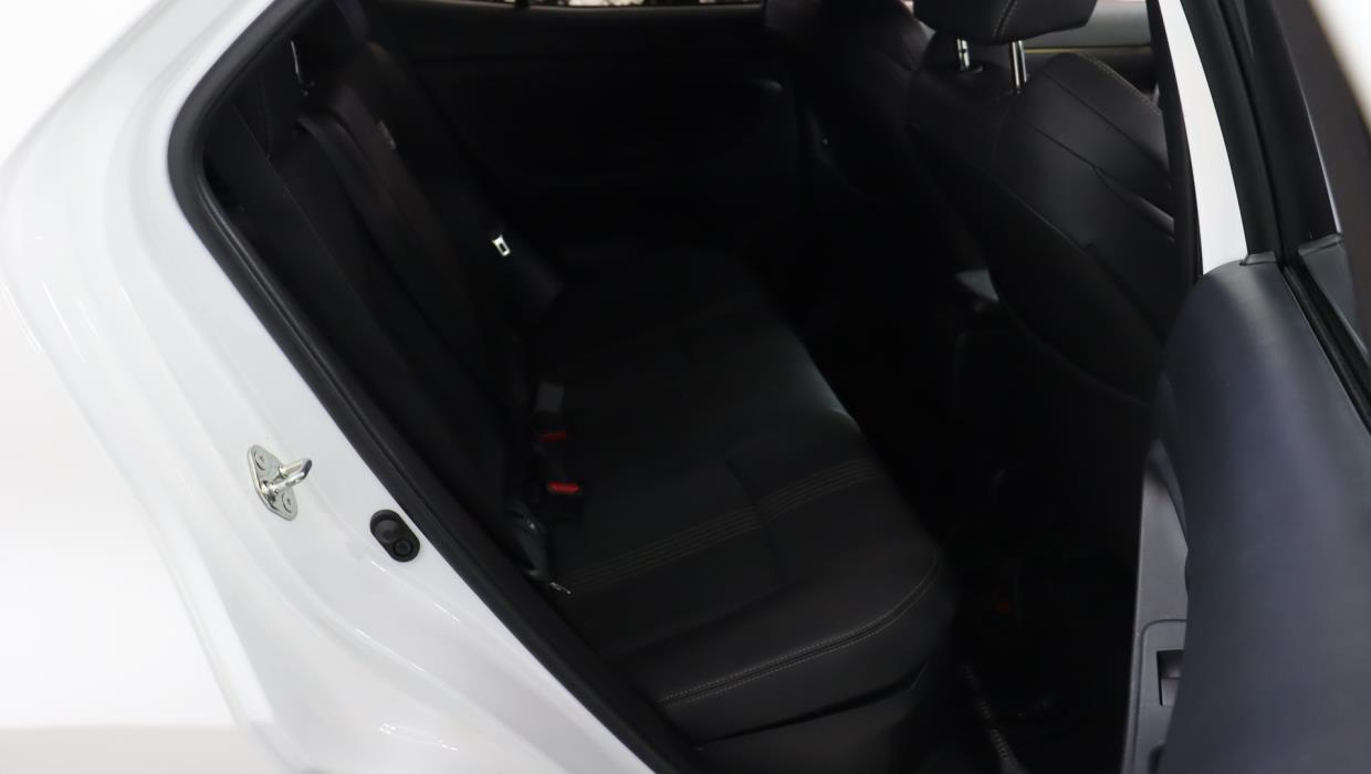 TOYOTA Yaris Cross 2024