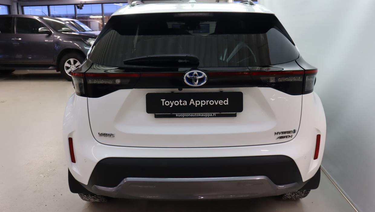 TOYOTA Yaris Cross 2024