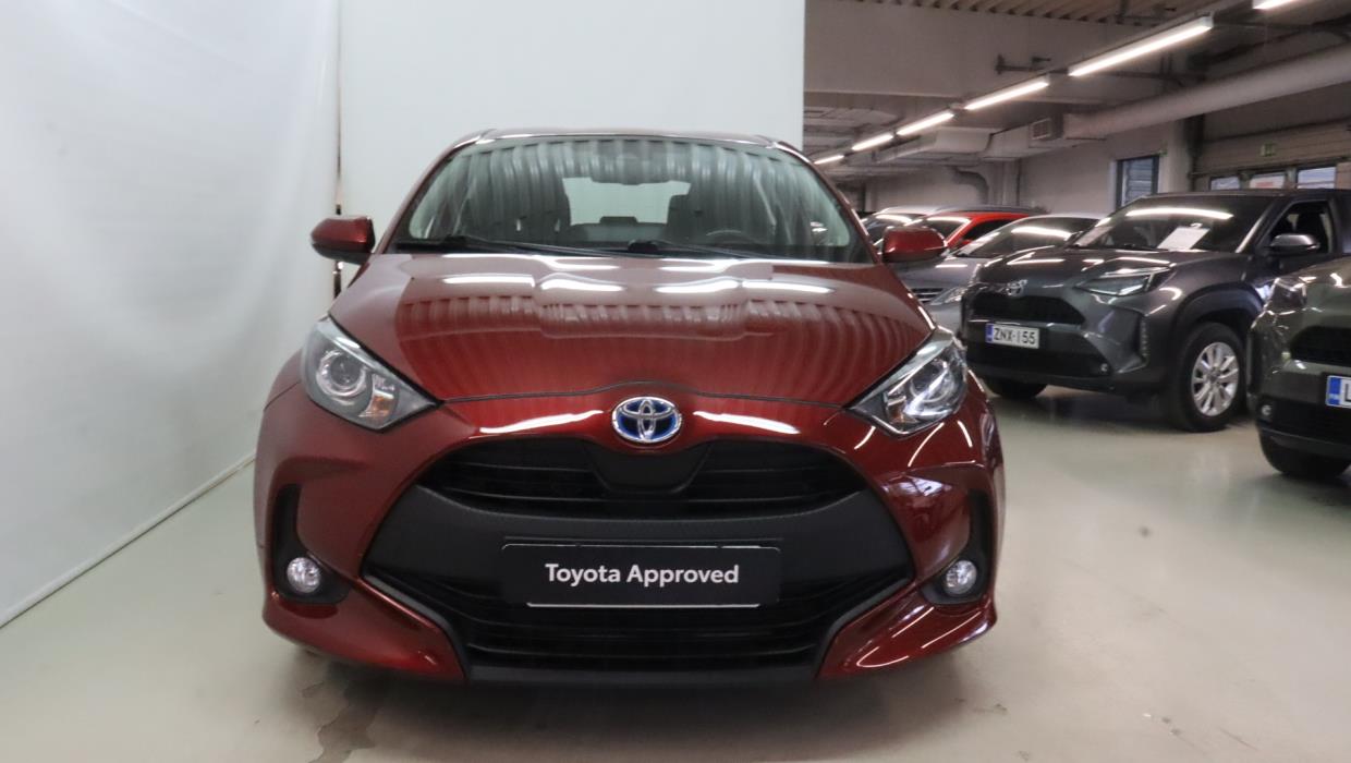 TOYOTA Yaris 2021
